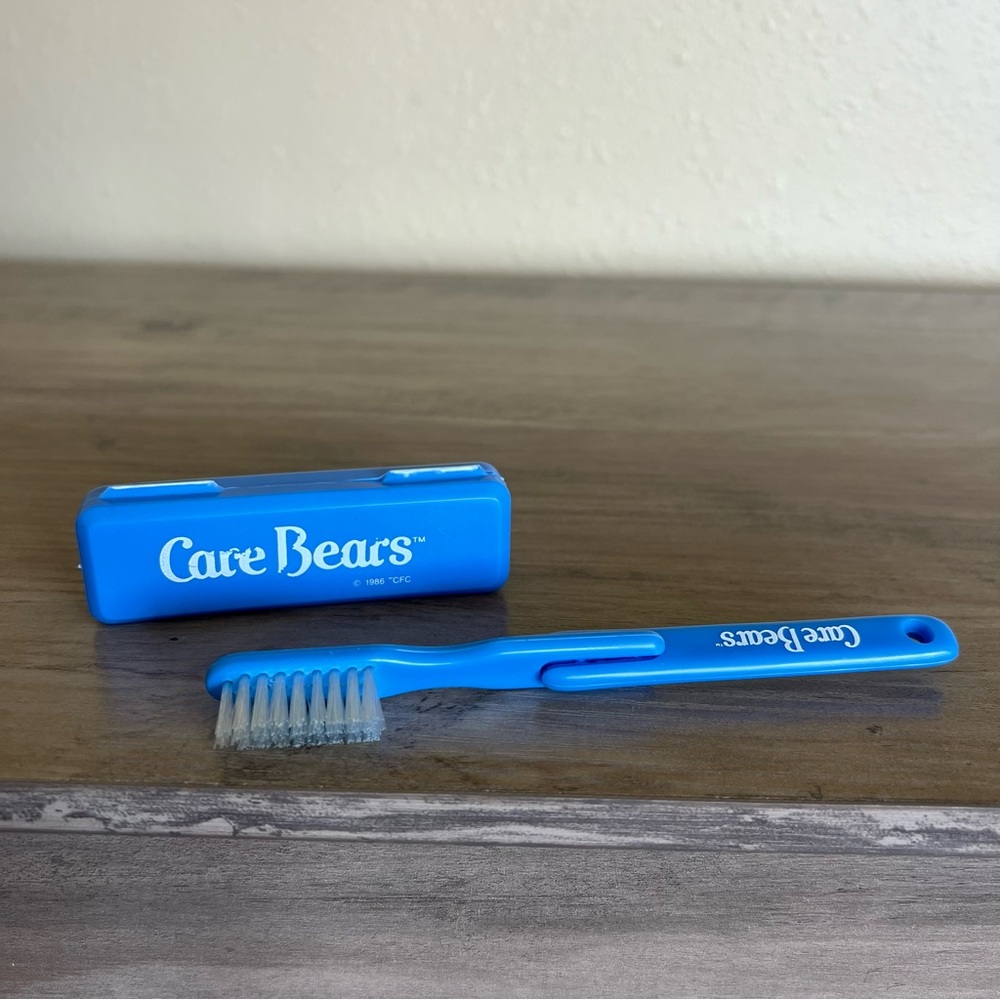 Vintage TCFC 1986 Care Bears Compact Travel Toothbrush Blue Plastic with Case